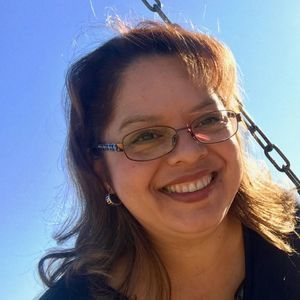 Meet your Posher, Claudia